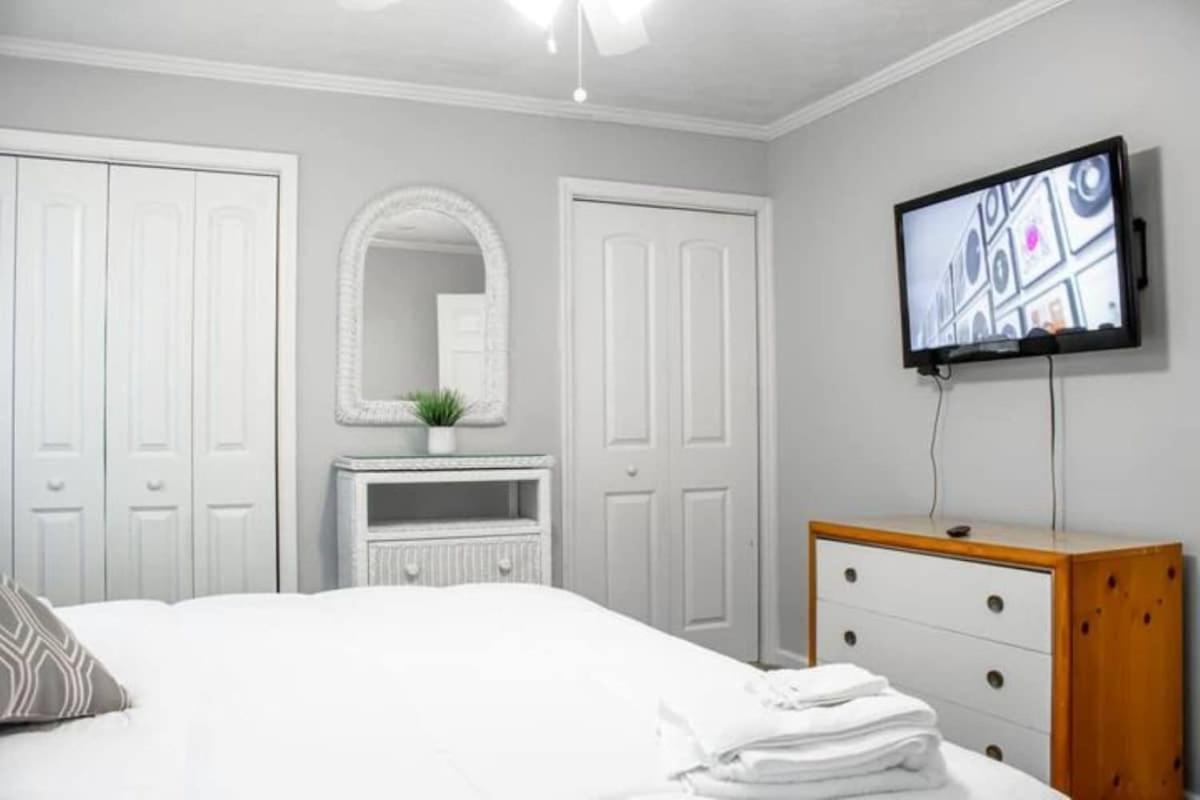 The Graduation Getaway Near Downtown & Benning Columbus