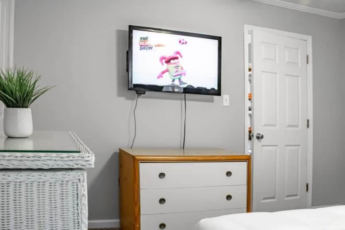 The Graduation Getaway Near Downtown & Benning