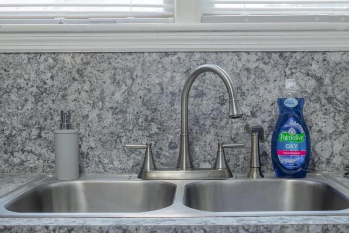 The Graduation Getaway Near Downtown & Benning Holiday home *
